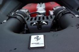 “Cưỡi ngựa chiến” Ferrari 458 Italia trên đường Hà Nội - Ảnh 9