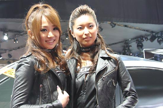 Những “bóng hồng” hiếm hoi tại Tokyo Motor Show 2009 - Ảnh 13