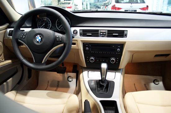 Nâng cấp BMW 3 series với gói trang bị thể thao Performance - Ảnh 6