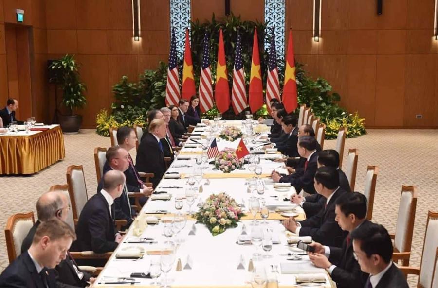 Thủ tướng Nguyễn Xuân Phúc hội kiến Tổng thống Donald Trump - Ảnh 10.