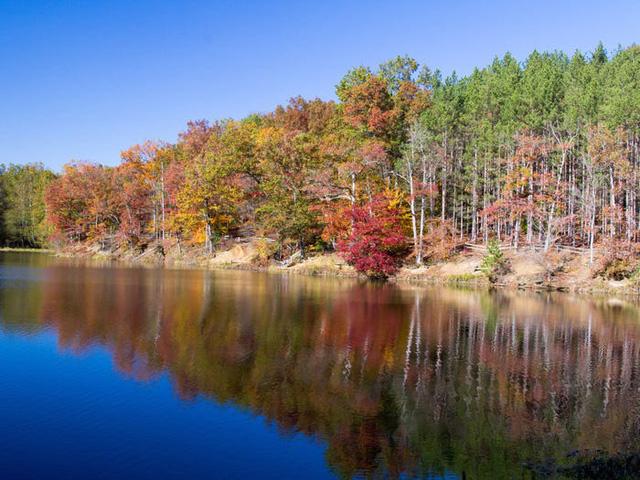 Những hồ nước đẹp mê hồn tại mỗi tiểu bang Hoa Kỳ - Ảnh 14.