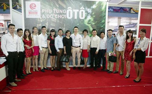 Phụ tùng và đồ chơi ôtô Việt Phát, dấu ấn tại triển lãm Autoexpo 2014 2