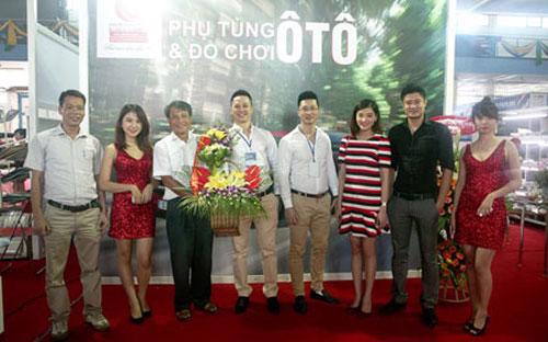 Phụ tùng và đồ chơi ôtô Việt Phát, dấu ấn tại triển lãm Autoexpo 2014 3