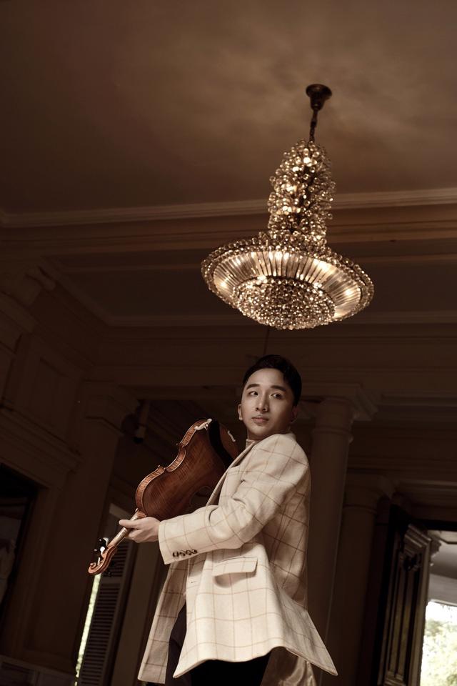 Ra mắt album “Trò chuyện” của violinist Hoàng Rob - Ảnh 2.