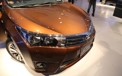 Toyota Corolla Altis đời mới có giá từ 757 triệu đồng 1