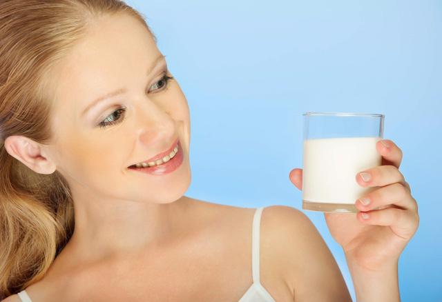 9 lợi ích hàng đầu của sữa đậu nành - Ảnh 2.