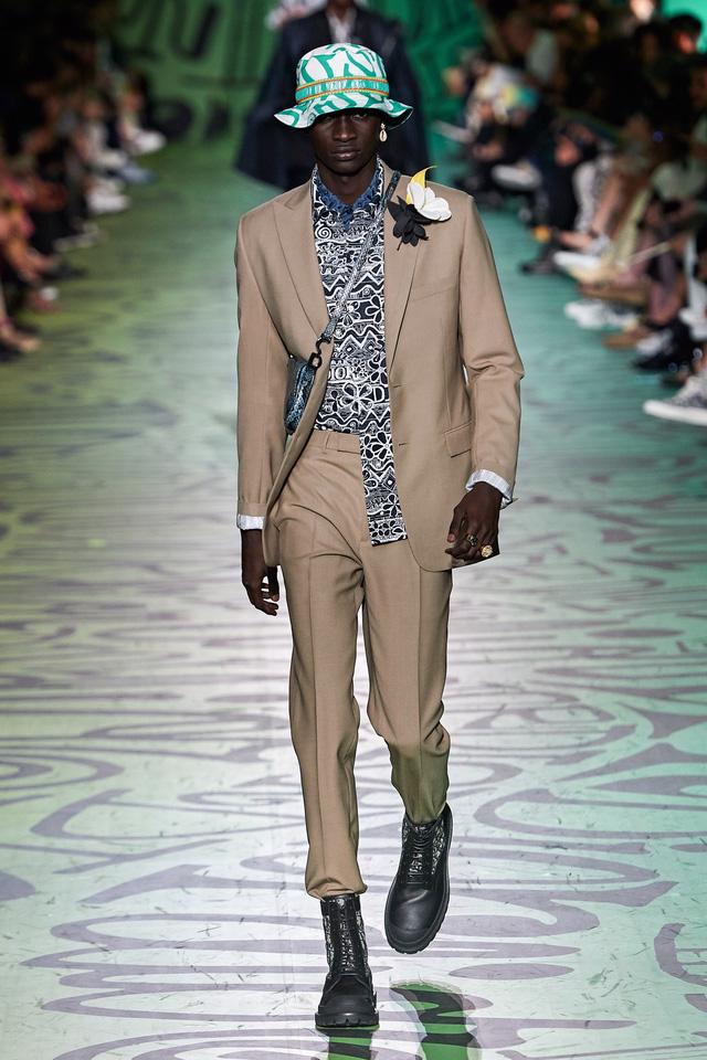 BST pre-fall 2020 dành cho nam giới của Dior: sắc màu biển nhiệt đới - Ảnh 5.