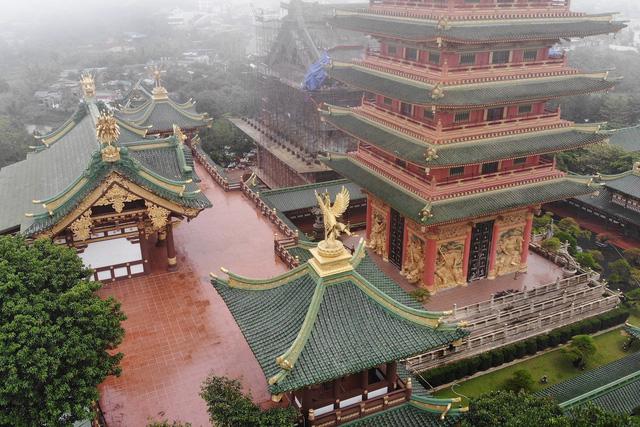 Ngôi chùa mang phong cách Nhật Bản giữa phố núi Gia Lai - Ảnh 2.