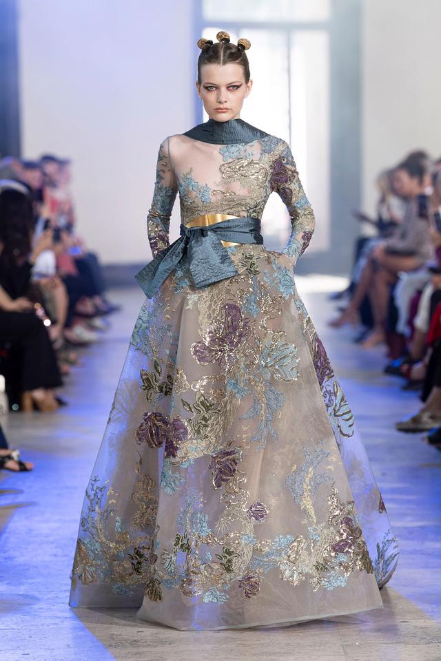 BST Haute Couture Thu - Đông 2019 của Elise Saab: phương Đông huyền bí - Ảnh 15.