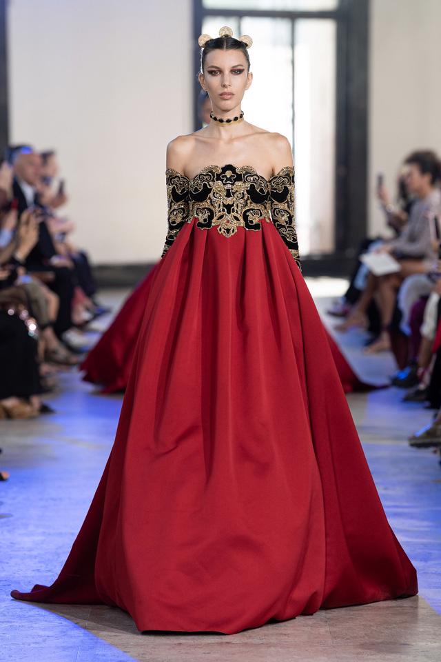 BST Haute Couture Thu - Đông 2019 của Elise Saab: phương Đông huyền bí - Ảnh 3.