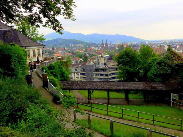 Freiburg: thành phố xanh đẹp như cổ tích - Ảnh 3.