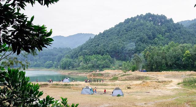 8 địa điểm để bạn làm quen với trekking tại Việt Nam - Ảnh 1.