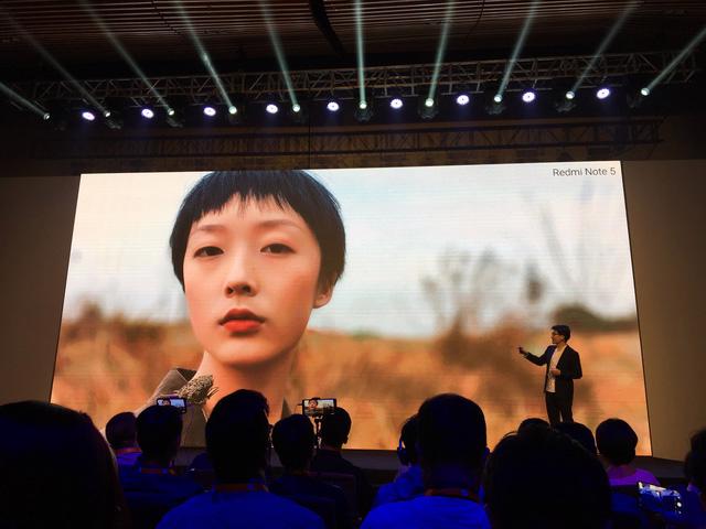 Xiaomi chính thức ra mắt Quái thú chụp hình với mức giá đáng nể - Ảnh 2.
