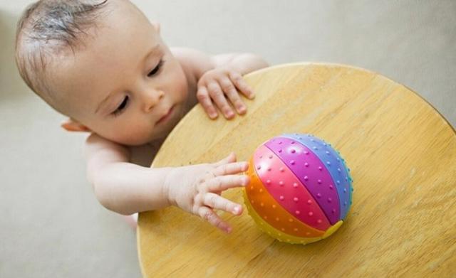5 đồ chơi giúp cải thiện khả năng chung của trẻ - Ảnh 3.