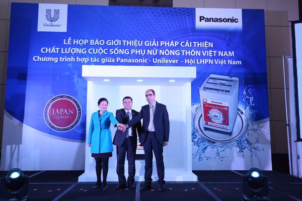 Máy giặt siêu sạch OMO Matic: sự kết hợp của Panasonic và Unilever - Ảnh 1