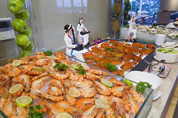 Tiệc buffet hải sản khách sạn Liberty Central Saigon Riverside - Ảnh 3