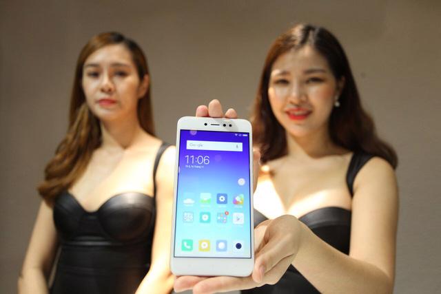 Xiaomi trình làng smartphone thiết kế tràn màn hình và smartphone đèn LED selfie đầu tiên - Ảnh 5.