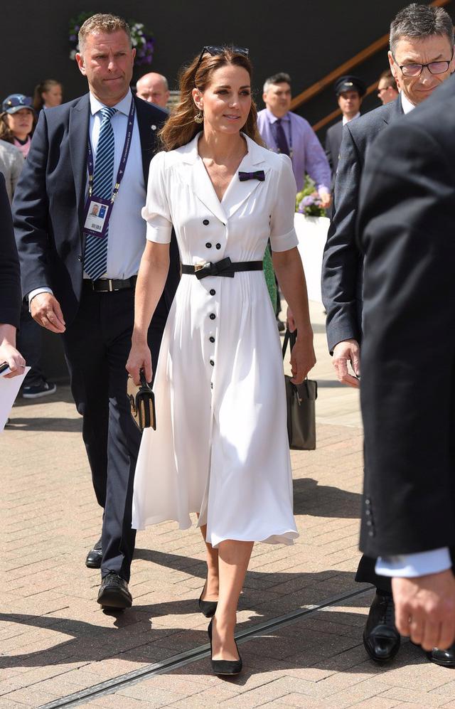 Diện váy vintage như công nương Kate Middleton, bạn đã biết cách chưa? - Ảnh 1.