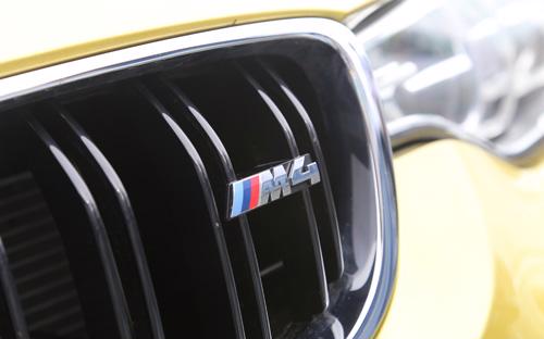 BMW M4 coupe có giá xấp xỉ 4 tỷ đồng tại Việt Nam 6