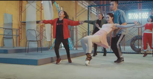 Bài ca tự do - MV đầu tiên theo phong cách Urban dance của Mỹ Linh - Ảnh 2.