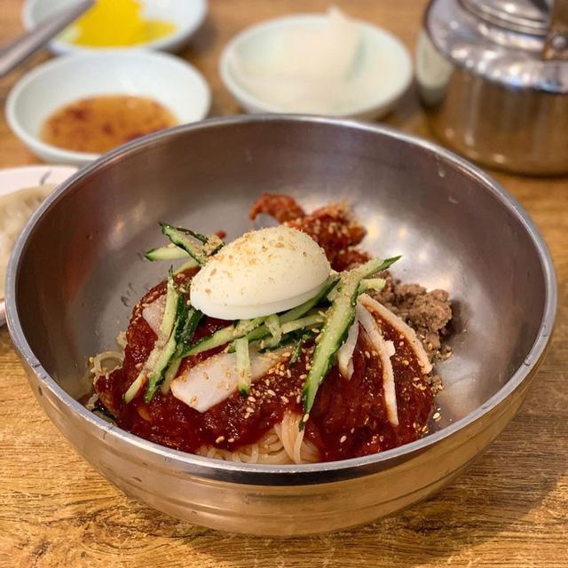 Đánh tan cái nóng Busan với món mỳ Milmyeon - Ảnh 4.