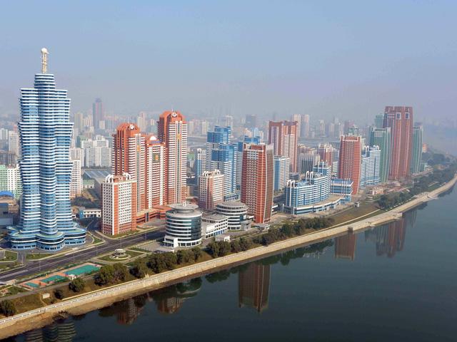 Ngắm tòa nhà 70 tầng xây trong một năm tại Triều Tiên - Ảnh 1.