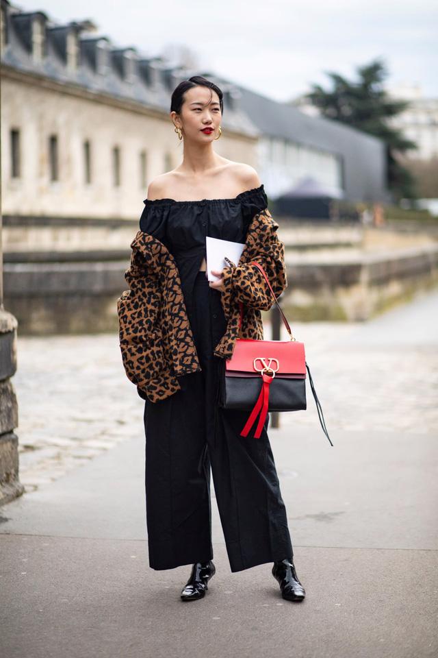 Những trang phục street style đẹp nhất Paris Fashion Week 2019 - Ảnh 3.