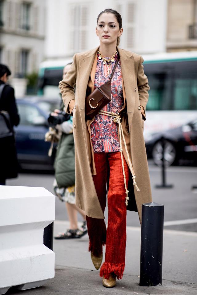 Những trang phục street style đẹp nhất Paris Fashion Week 2019 - Ảnh 12.