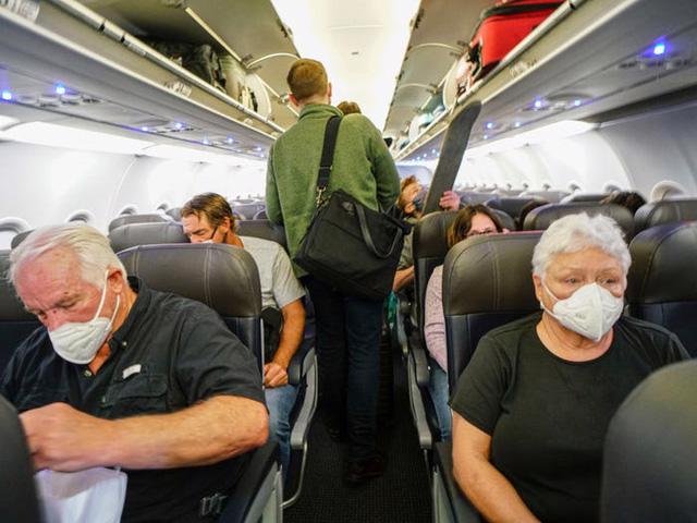 Giải pháp giảm nguy cơ nhiễm trùng khi đi máy bay - Ảnh 2.