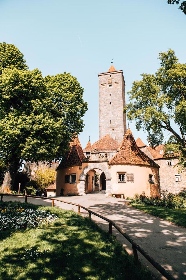 Rothenburg: thị trấn lãng mạn nhất nước Đức - Ảnh 6.