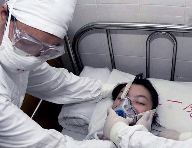 Trung Quốc điều tra dịch viêm phổi lạ, nghi giống với dịch SARS - Ảnh 1.