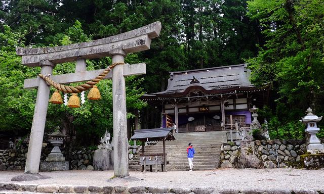 Shirakawa-go: làng cổ đẹp như tranh của Nhật Bản - Ảnh 9.