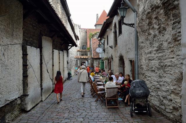 Tallinn – thế giới tuyết trong cổ tích - Ảnh 4.