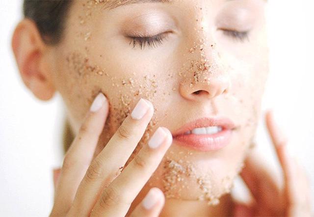 Cách chăm sóc da mặt hiệu quả vào mùa hanh khô - Ảnh 3.