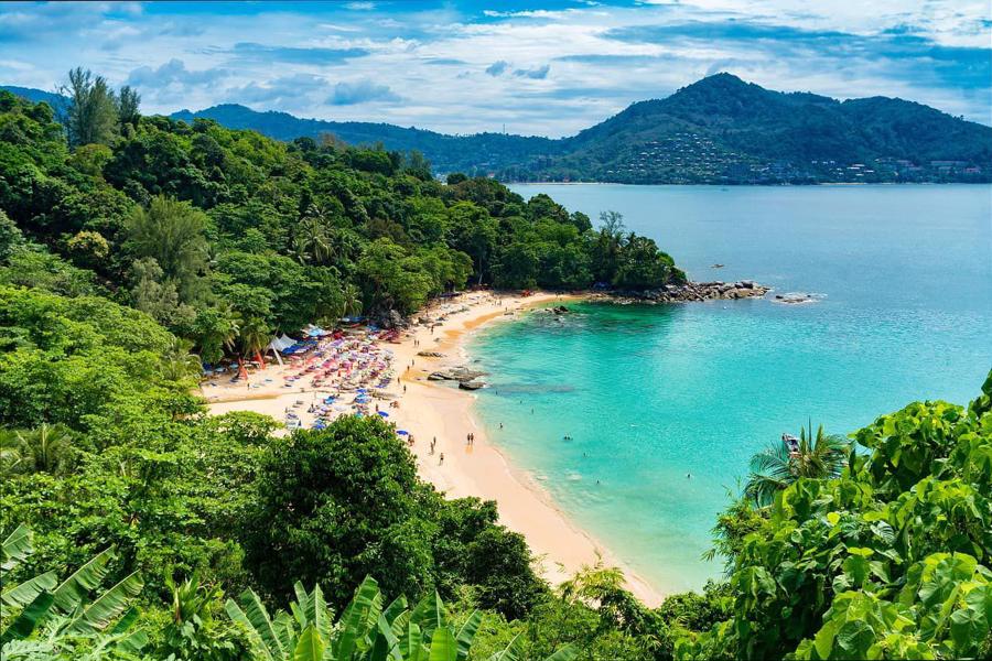 Nếu kh&aacute;ch ngoại quốc được ph&eacute;p đến Phuket, c&oacute; khả năng lượng kh&aacute;ch du lịch nội địa sẽ giảm do lo ngại nguy cơ l&acirc;y nhiễm.