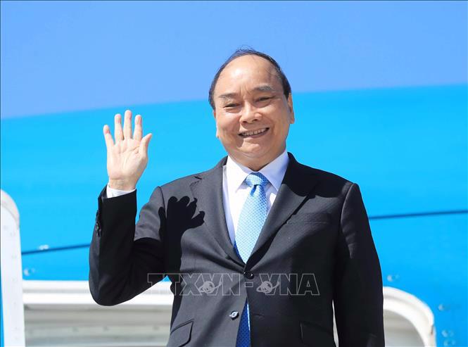 Chủ tịch nước c&ugrave;ng đo&agrave;n đại biểu cấp cao Việt Nam rời New York - Ảnh: TTXVN