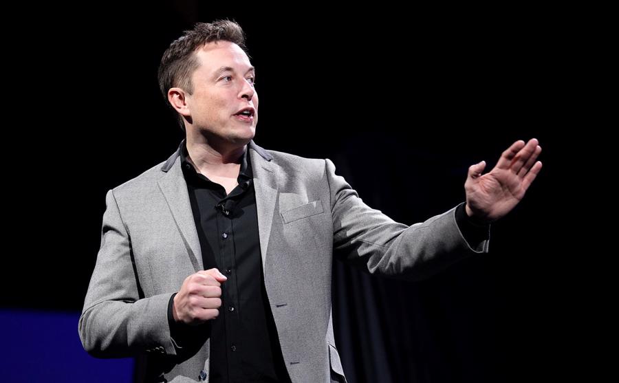 CEO Elon Musk cho biết, &ocirc;ng tin rằng &ldquo;c&oacute; sự thi&ecirc;n vị&rdquo; đối với Tesla.