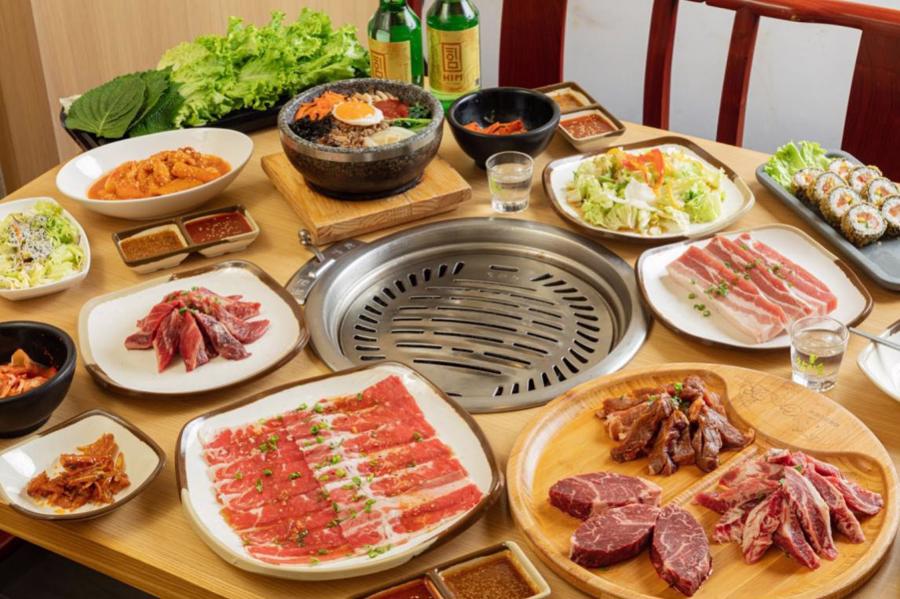 GoGi House phục vụ những phần thịt nướng ngon số 1, được tuyển chọn v&agrave; chế biến kỹ lưỡng, đảm bảo vệ sinh an to&agrave;n thực phẩm.