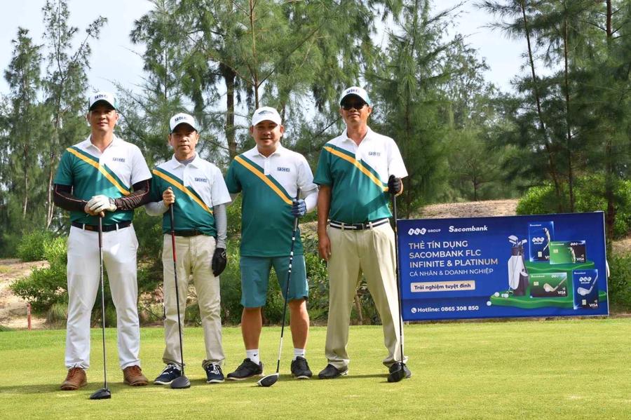 Nhà vô địch FCA Golf Tournament 2021 nhận vàng nguyên khối 9999 - Ảnh 4