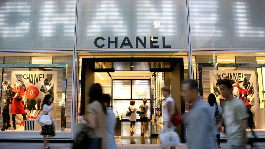Chanel dự đo&aacute;n doanh thu năm nay sẽ tăng ở mức hai con số so với năm 2019.