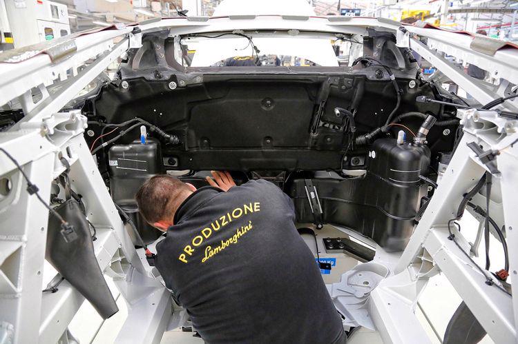 Những quy định nghiêm ngặt mọi nhân viên phải tuân thủ khi làm việc tại Lamborghini - Ảnh 8.