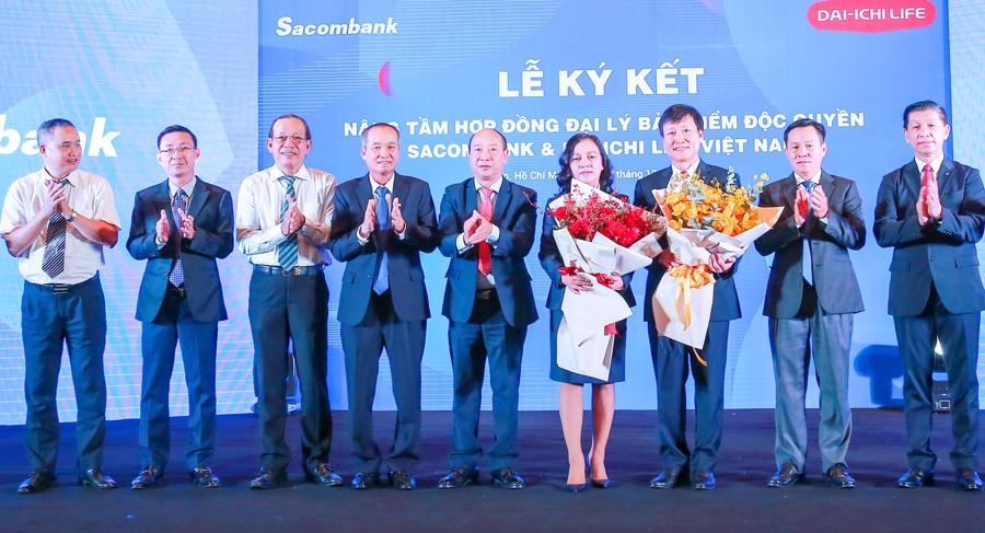 Sau hơn 4 năm hợp t&aacute;c, tổng doanh thu ph&iacute; bảo hiểm Sacombank v&agrave; Dai-ichi Life Việt Nam đạt gần 6.000 tỷ đồng.