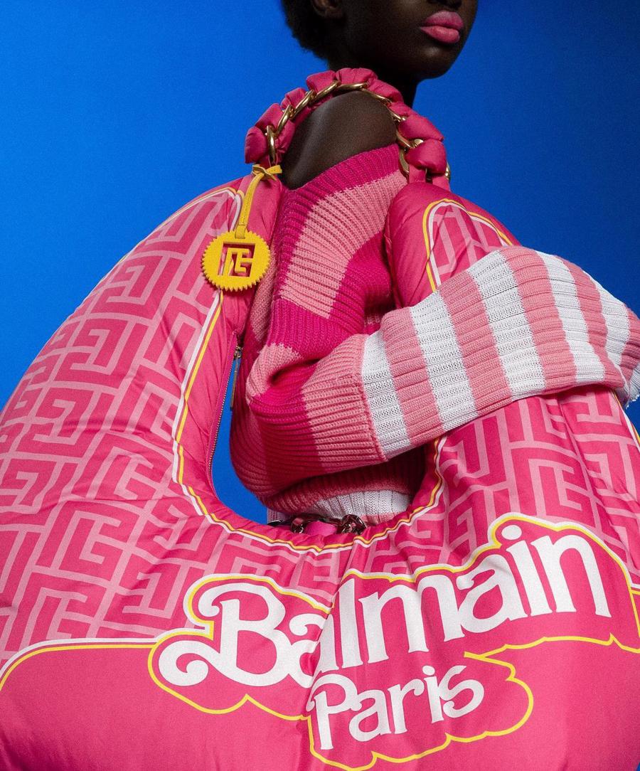 Balmain hợp tác với Barbie bước chân vào lĩnh vực NFT - Ảnh 1