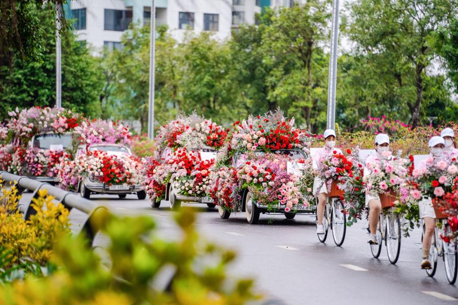 Ecopark đã mang 99.999 bông hồng vào Hà Nội dịp Valentines 2022 - Ảnh 3