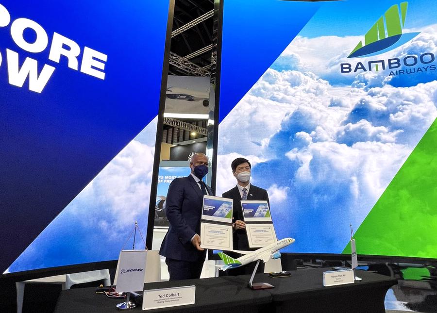 Cũng trong ng&agrave;y 16/2, Bamboo Airways đ&atilde; k&yacute; kết hợp đồng dữ liệu bay với Boeing Digital Solutions v&agrave; thảo luận mua Boeing 777X.