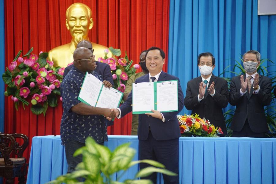 Với đơn h&agrave;ng 3 triệu tấn gạo xuất sang Sierra Leone, Angimex đ&atilde; c&oacute; c&uacute; chứng thực đầy thuyết phục cho mục ti&ecirc;u tăng gấp đ&ocirc;i doanh thu.