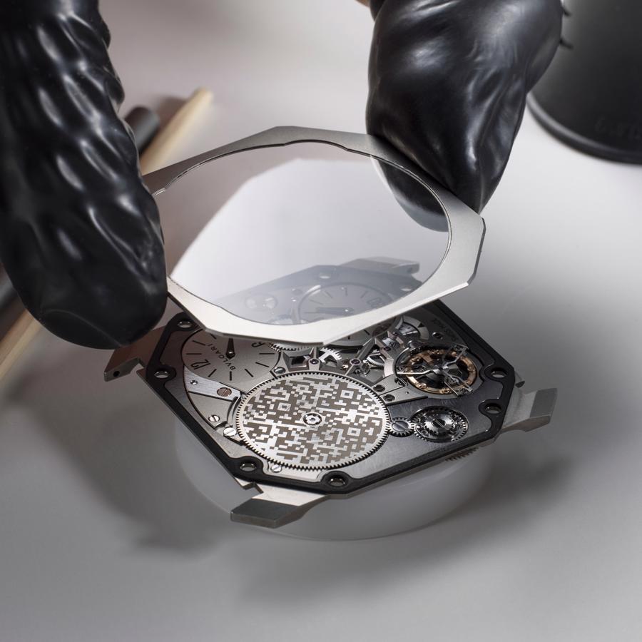 Đồng hồ cơ Bvlgari Octo Finissimo Ultra: siêu mỏng, có mã QR và giá 400.000 EUR - Ảnh 10