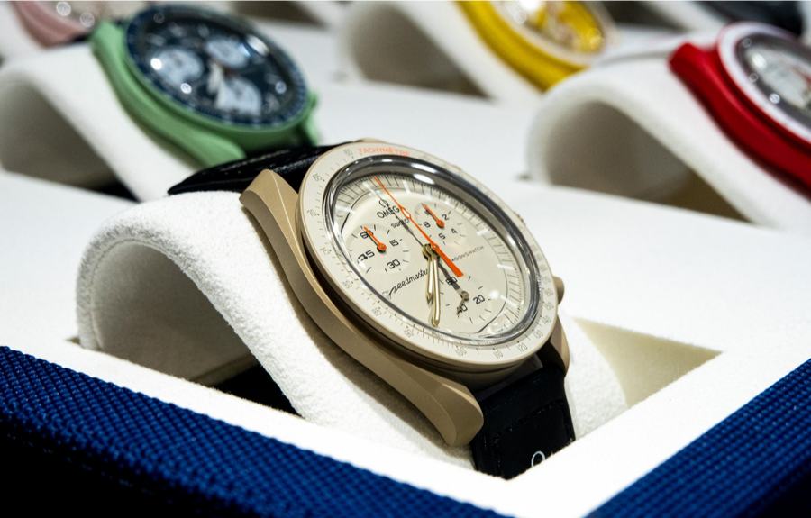 Mẫu đồng hồ của Omega và Swatch tăng giá 10 lần trên thị trường bán lại - Ảnh 4