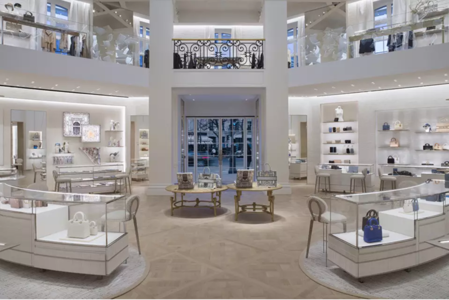 Có gì bên trong cửa hàng thời trang di sản được mệnh danh là “vũ trụ Dior”? - Ảnh 8