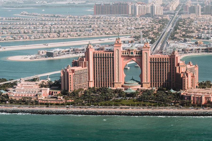Palm Jumeirah - c&ocirc;ng tr&igrave;nh mang t&iacute;nh biểu tượng v&agrave; tạo n&ecirc;n thương hiệu cho Dubai. Ảnh: Aldo Loya/ Unsplash.